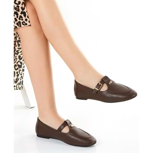 Feles Kemer Detaylı Kadın Babet Ayakkabı