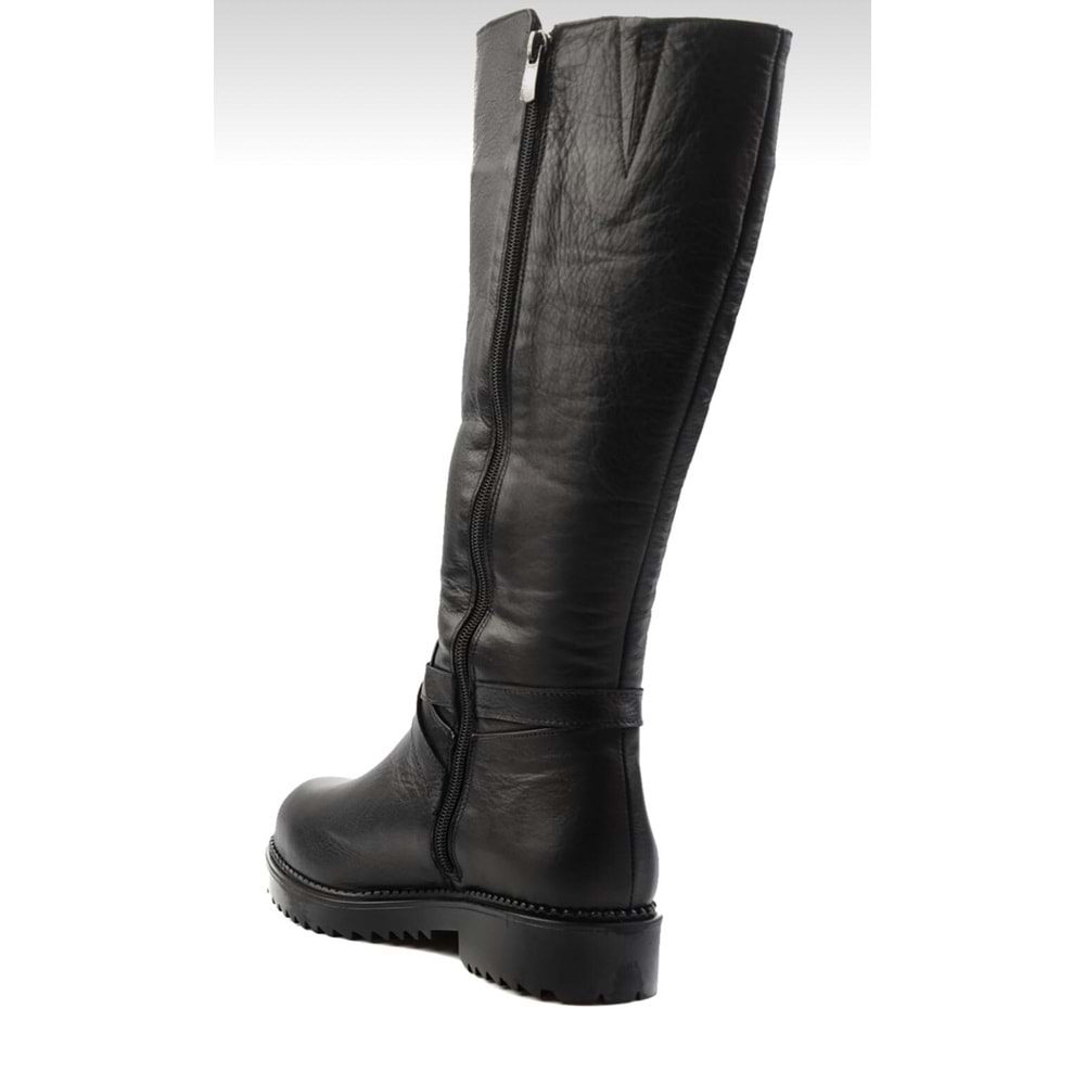 Ayakdaş Tokalı Düz Deri Kadın Çizme