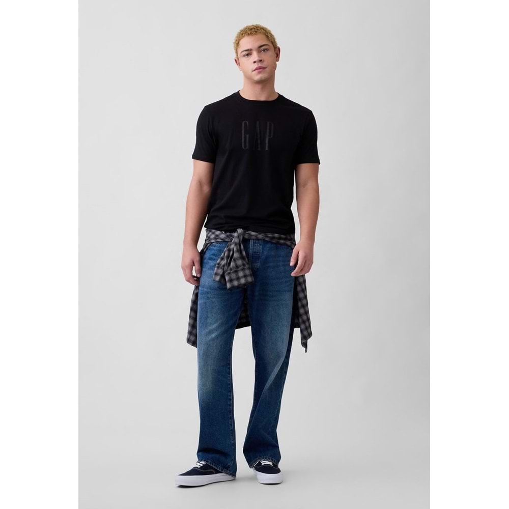 Gap SS26 V-Everyday Soft Corp Logo Tee 889543 Kısa Kol Tişört Erkek T-Shirt