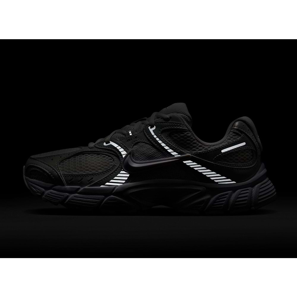 Nike V5 Rnr HQ7901-101 Unisex Spor Ayakkabı