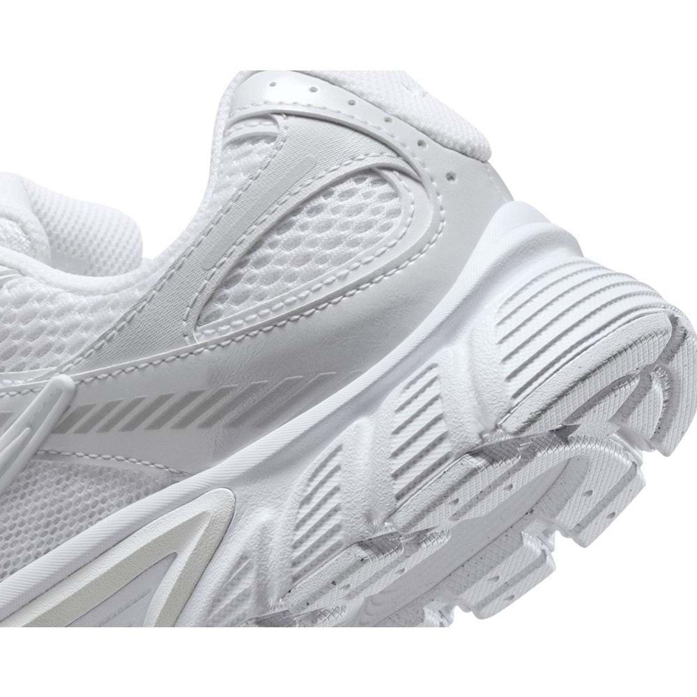 Nike V5 Rnr HQ7901-101 Unisex Spor Ayakkabı