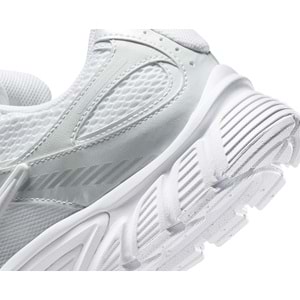 Nike V5 Rnr HJ5228-101 Unisex Spor Ayakkabı
