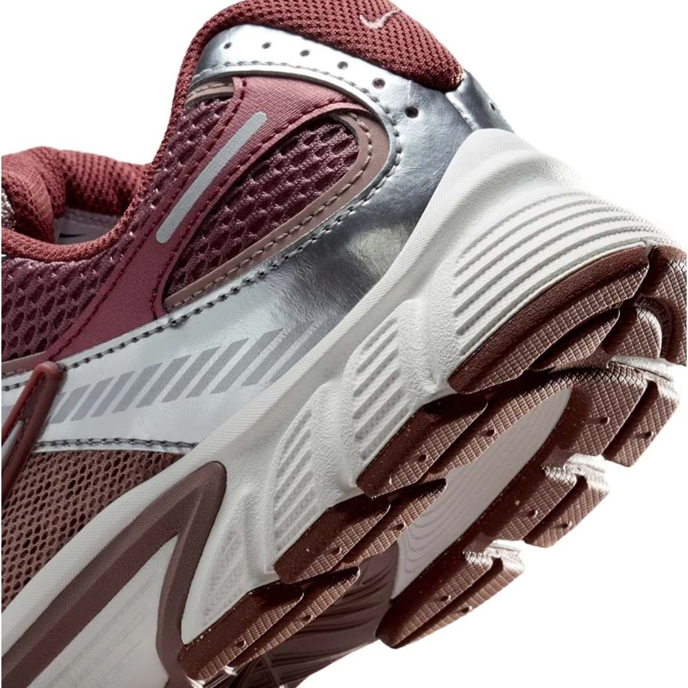 Nike V5 Rnr HQ7901-200 Unisex Spor Ayakkabı