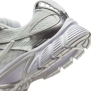 Nike V5 Rnr HQ7901-112 Unisex Spor Ayakkabı