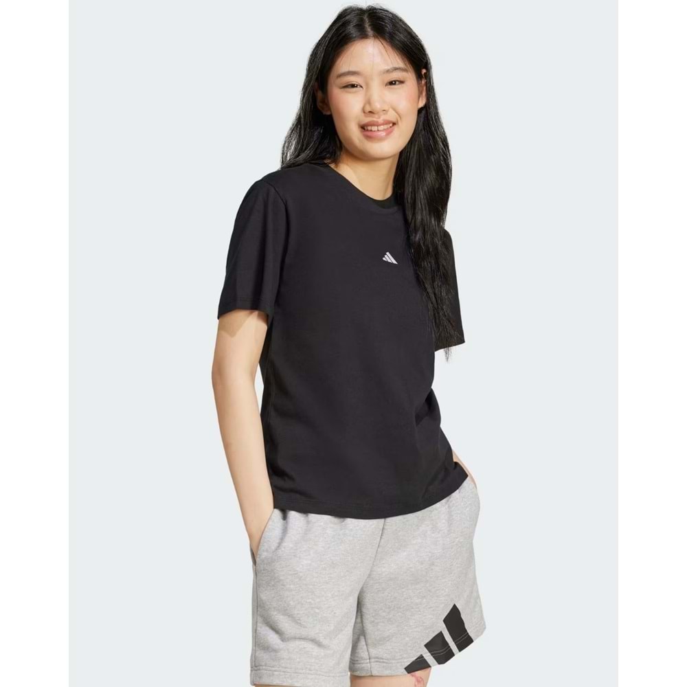 Adidas JC5943 Essentials Small Logo Cotton T-Shirt Kadın Tişört