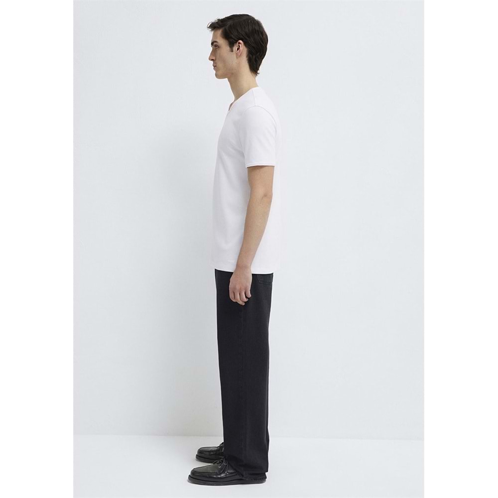 Mavi M063748-620 Ribana Detaylı Basic V Yaka Tişört Erkek Tişort