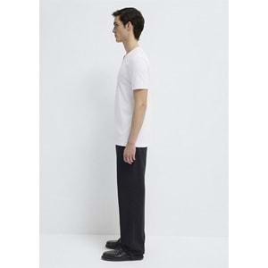 Mavi M063748-620 Ribana Detaylı Basic V Yaka Tişört Erkek Tişort