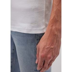 Mavi M063748-620 Ribana Detaylı Basic V Yaka Tişört Erkek Tişort