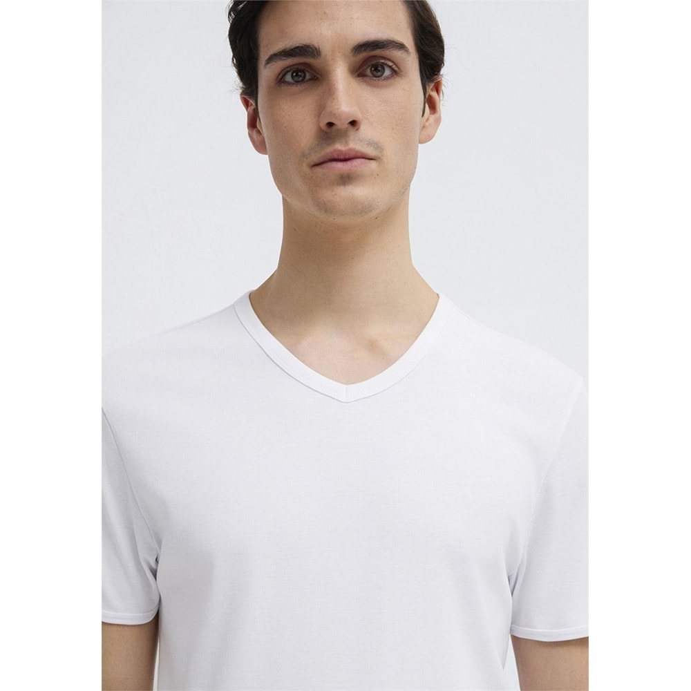 Mavi M063748-620 Ribana Detaylı Basic V Yaka Tişört Erkek Tişort