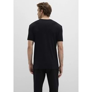 Mavi M063748-900 Ribana Detaylı Basic V Yaka Tişört Erkek Tişort