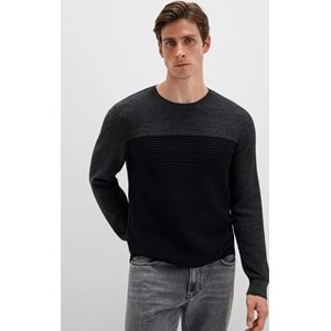 Mavi 070377-900 Blok Renkli Bisiklet Yaka Uzun Kollu Tişört Erkek T-Shirt