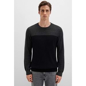 Mavi 070377-900 Blok Renkli Bisiklet Yaka Uzun Kollu Tişört Erkek T-Shirt