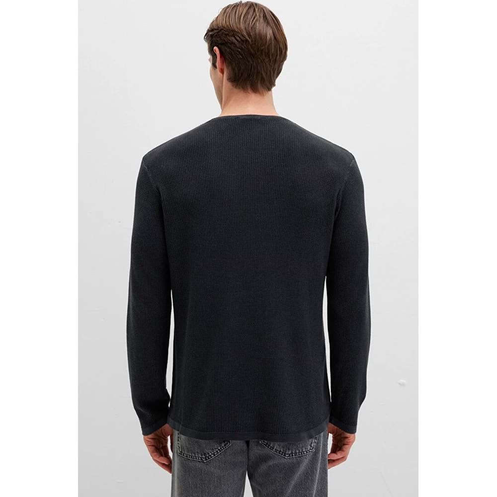 Mavi M070702-900 Bisiklet Yaka Kazak Erkek Sweatshirt