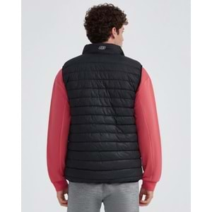 Skechers M Outerwear Padded Vest S232001-001 Erkek Yelek