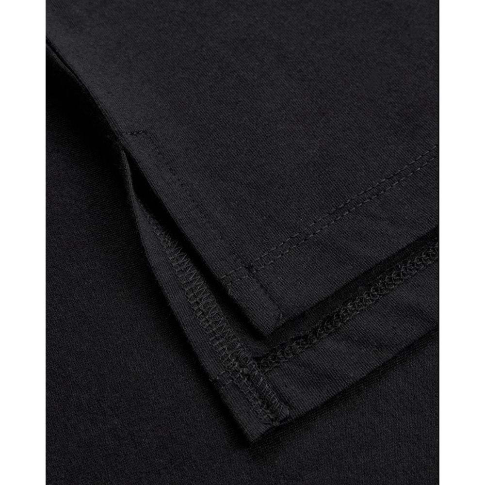 Skechers Graphic T-Shirt W Short Sleeve T-Shirt S241011-001 Kadın Tişört