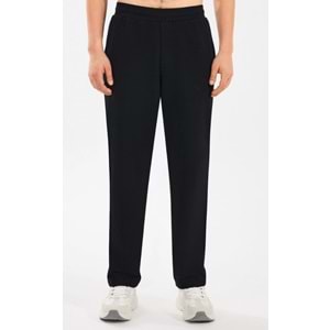 Skechers S242115-001 M Essential Regular Sweatpant Erkek Eşofman Altı