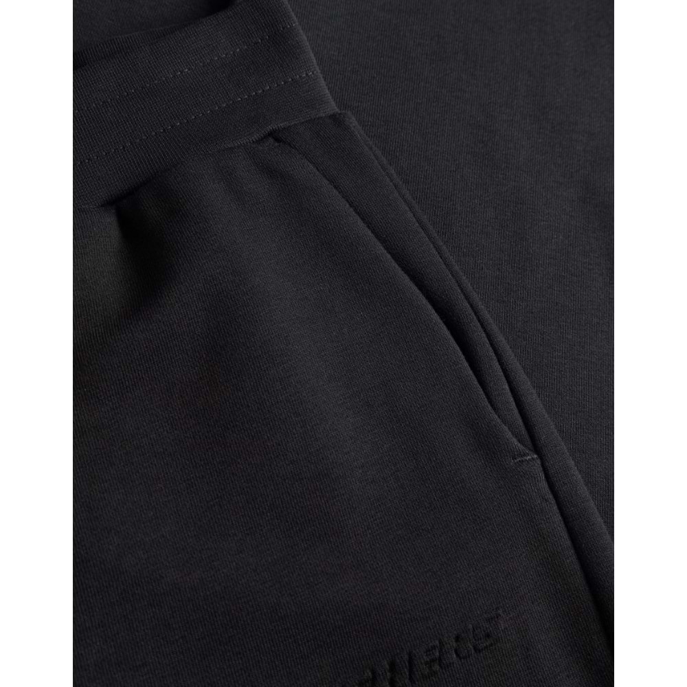 Skechers S242115-001 M Essential Regular Sweatpant Erkek Eşofman Altı