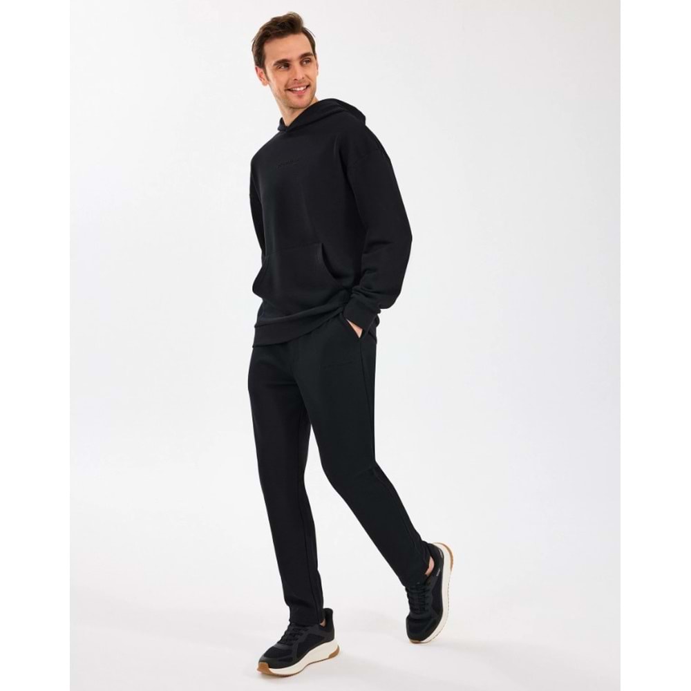 Skechers M Essential Hoodie Sweatshirt S242110-001 Erkek Kapüşonlu Sweatshirt