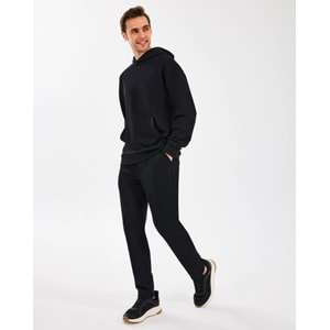 Skechers M Essential Hoodie Sweatshirt S242110-001 Erkek Kapüşonlu Sweatshirt