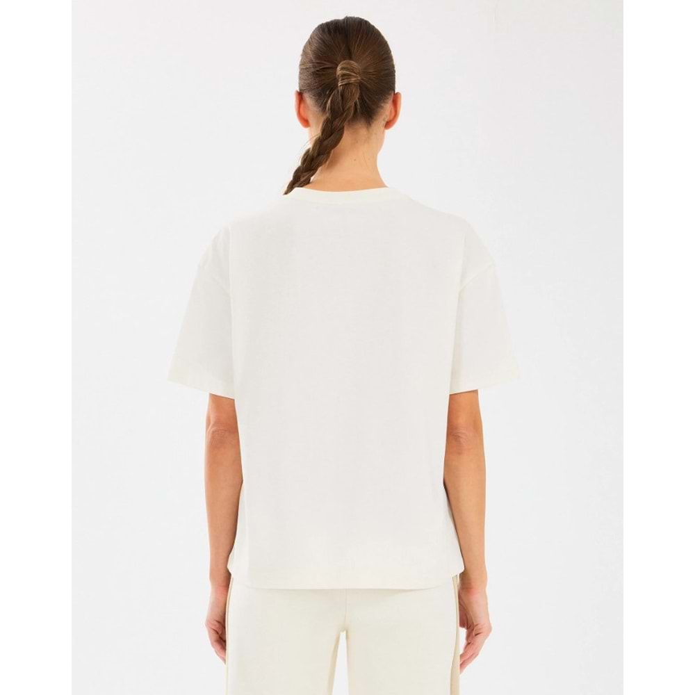 Skechers W Loose Fit Graphic Tee T-Shirt S2510134-102 Kadın Tişört