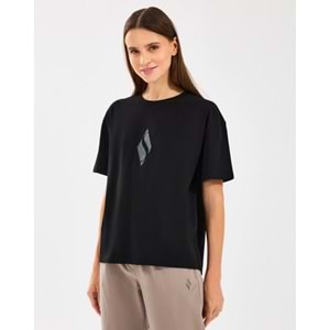 Skechers W Graphic Tee Loose Fit T-Shirt S2510311-001 Kadın Tişört