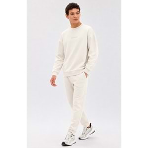 Skechers M Essential Crewneck Sweatshirt S2610015-1457 Erkek Sweatshirt