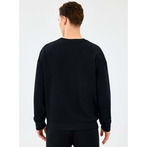 Skechers M Essential Crewneck Sweatshirt S2610015-3817 Erkek Sweatshirt