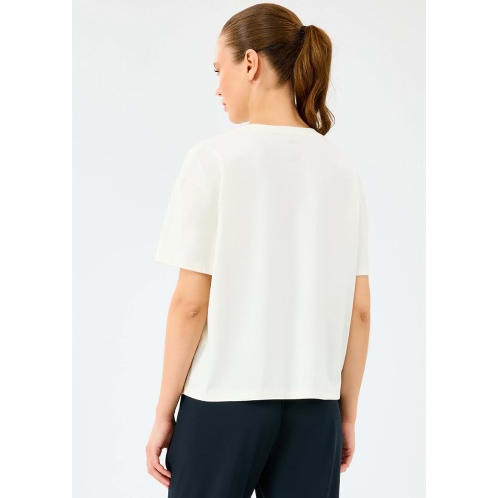 Skechers W Light Fabric T-Shirt S2520257-3855 Kadın Tişört