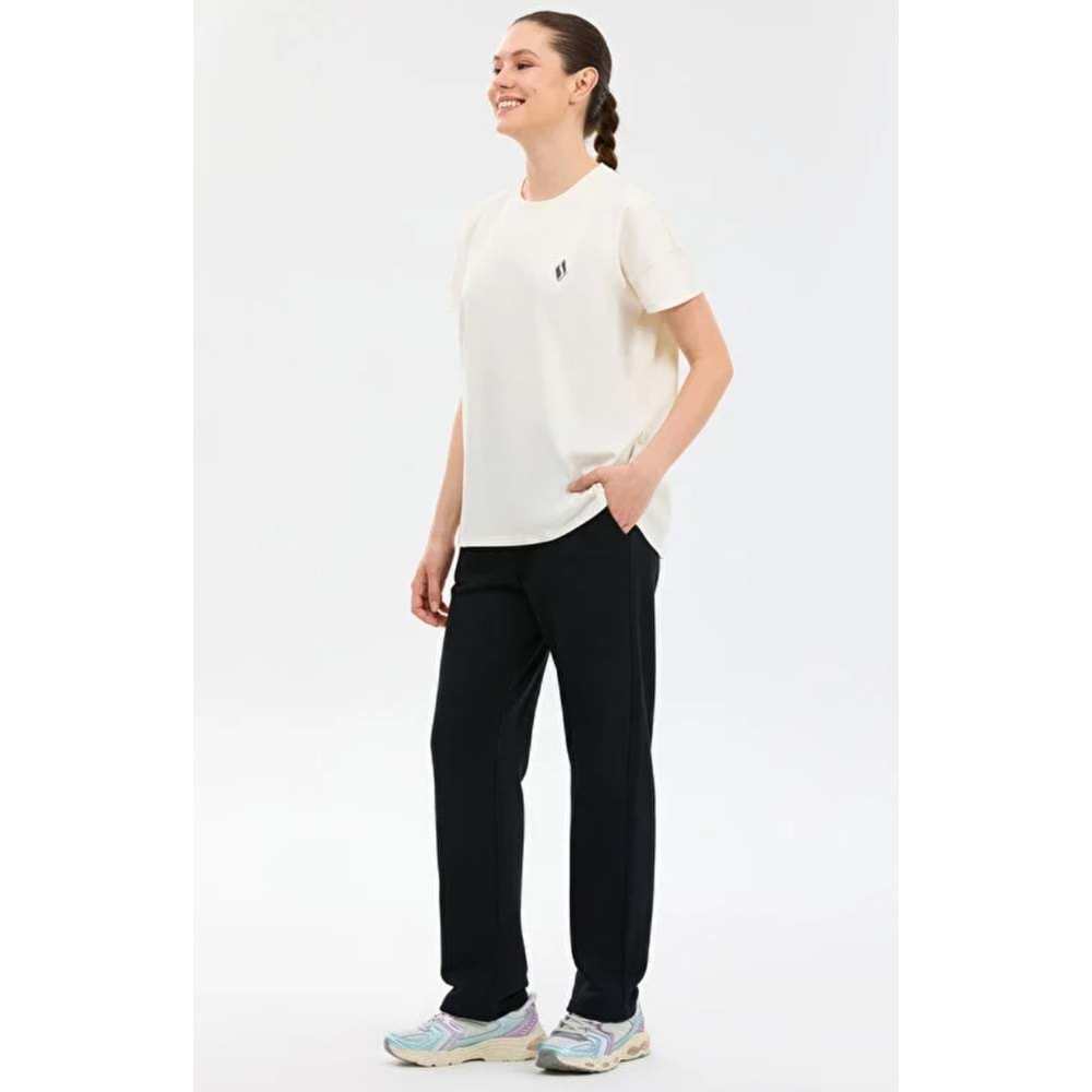 Skechers S221482-3855 W Crew Neck Graphic Tee T-Shirt Kadın Tişört