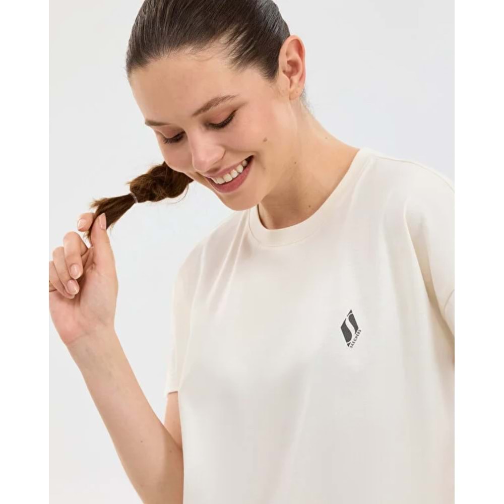 Skechers S221482-3855 W Crew Neck Graphic Tee T-Shirt Kadın Tişört