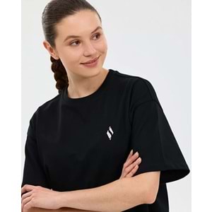 Skechers S2610052-3817 W Oversize Fit Graphic T-Shirt Kadın Tişört