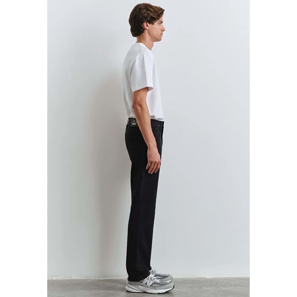 Mavi M0010039-83811 Lisbon Street Koyu Antrasit Smoke Jean Pantolon Erkek Kot Pantolon