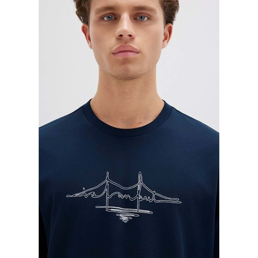 Mavi M0611881-70490 İstanbul Nakışlı Tişört Erkek T-Shirt