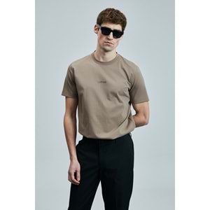 Lufian 111020235 Marcus Modern Grafik Tişort Erkek T-Shirt