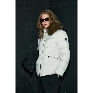 Lufian 122120042 Klemantın Kaz Tüyü Kadın Mont