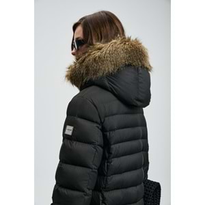 Lufian 112120049 Elıt Kaz Tüyü Kadın Mont