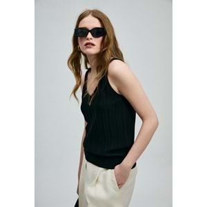 Lufian 121090048 Darla Sıfır Kol T-Shirt Kadın Tişört