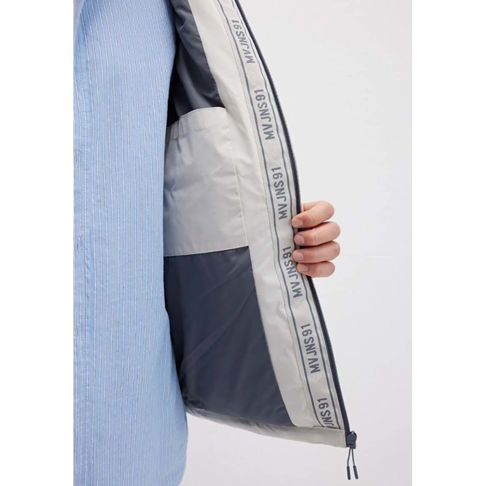 Mavi 0110352-70080 Kapüşonlu Şişme Mont Erkek Mont