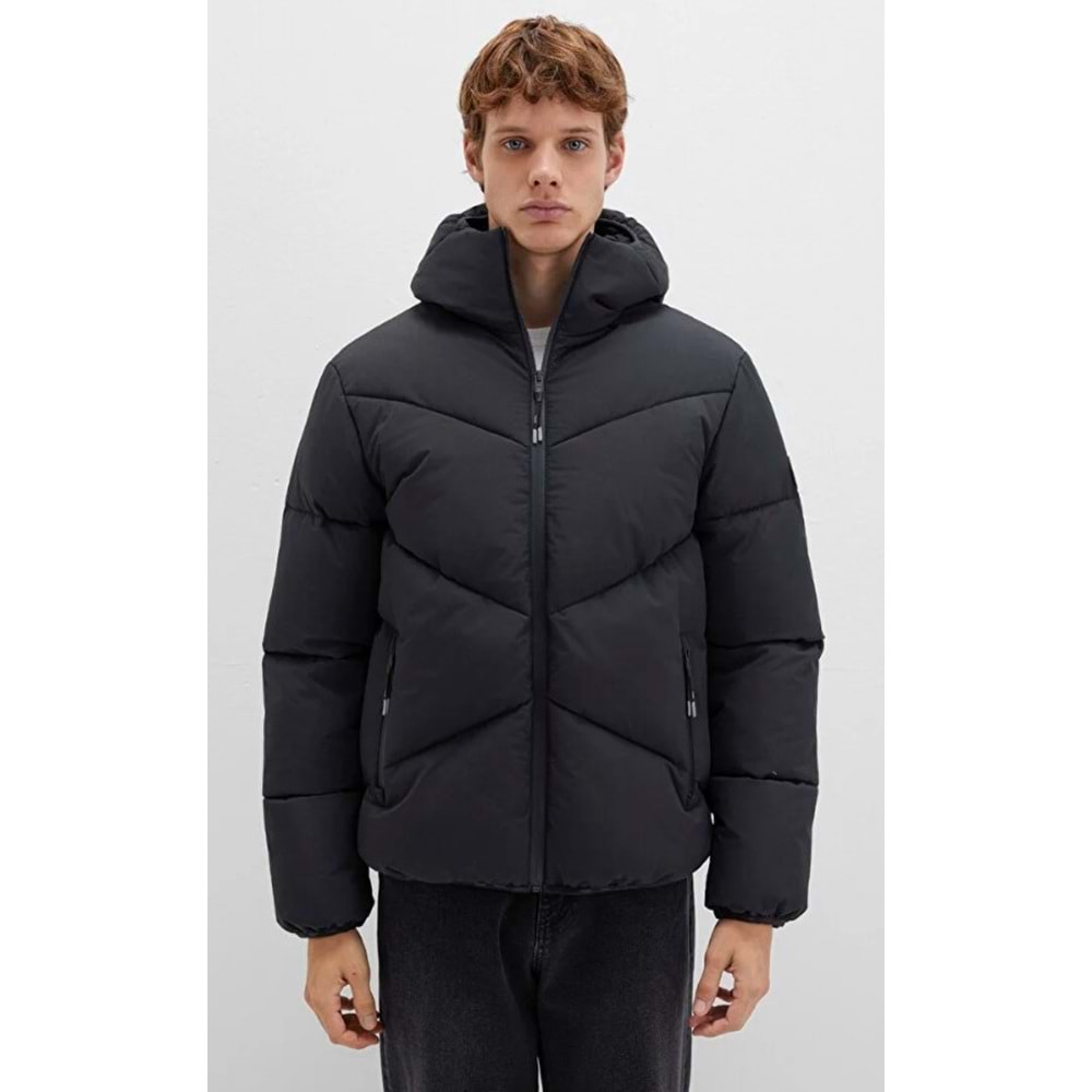 Mavi 0110360-900 Şişme Mont Kapüşonlu Erkek Mont