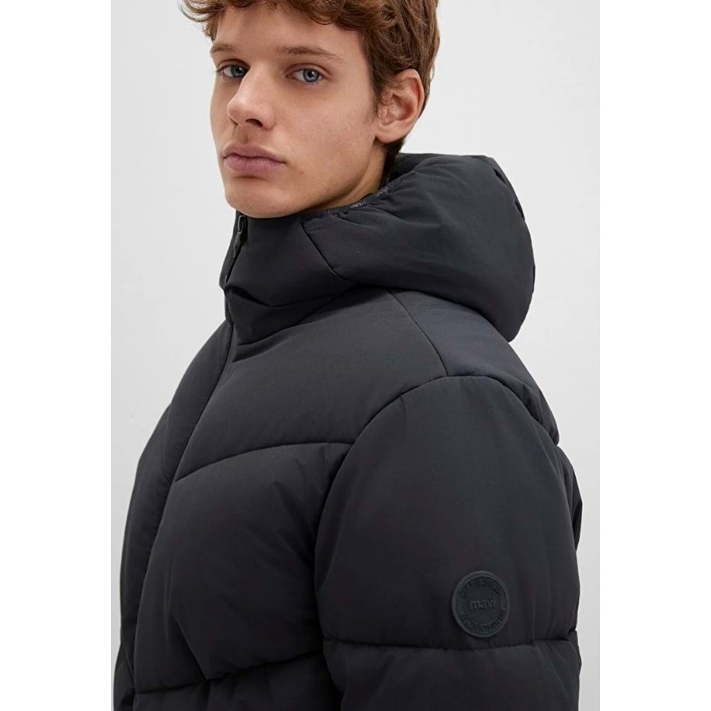 Mavi 0110360-900 Şişme Mont Kapüşonlu Erkek Mont