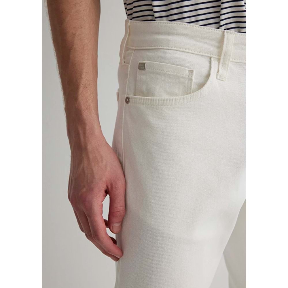 Mavi M0042288003 Jake Mavi Black Beyaz Jean Pantolon Erkek Kot Pantolon