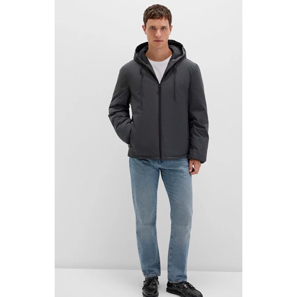 Mavi 0110352-86803 Kapüşonlu Şişme Mont Erkek Mont