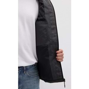 Mavi 0110352-86803 Kapüşonlu Şişme Mont Erkek Mont