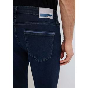 Mavi M0042487838 James Premium Blue Koyu Mürekkep Jean Pantolon Erkek Kot Pantolon