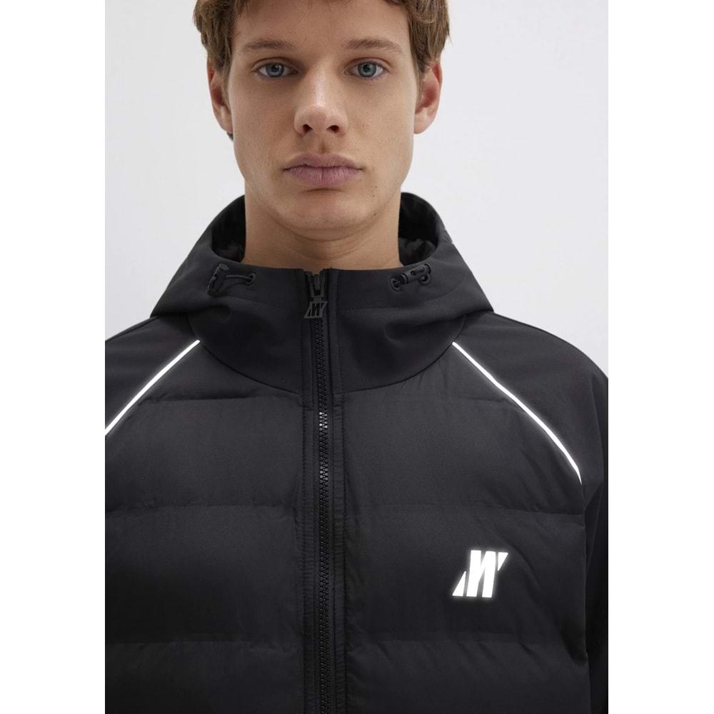Mavi M0110559-71379 Su İtici Mavi Pro Logo Reflektör Detaylı Water-Replent Kapüşonlu Spandex Erkek Mont