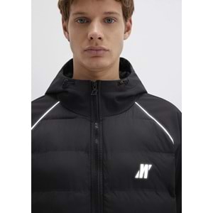 Mavi M0110559-71379 Su İtici Mavi Pro Logo Reflektör Detaylı Water-Replent Kapüşonlu Spandex Erkek Mont