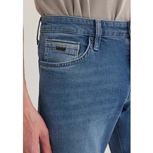 Mavi M0020287863 Hunter Mavi Black Açık Gök Mavisi Jean Pantolon Erkek Kot Pantolon