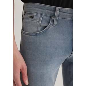 Mavi M0042289558 Jake Mavi Black Vintage Mavi Jean Pantolon Erkek Kot Pantolon
