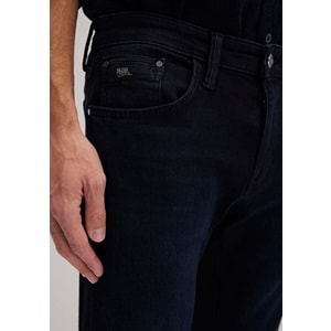 Mavi M0042291241 Jake Lux Black Koyu Gece Mavisi Jean Pantolon Erkek Kot Pantolon