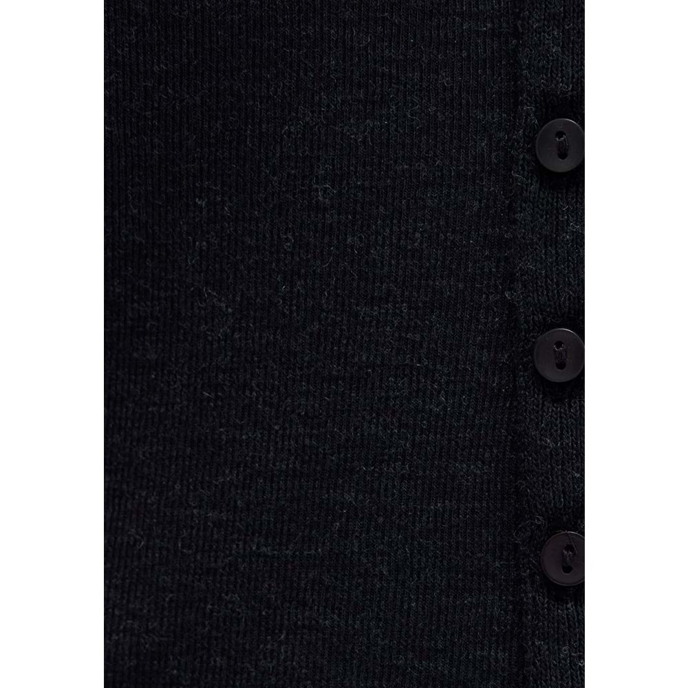 Mavi M1613652-80022 Düğme Detaylı Siyah Uzun Kollu T-Shirt Kadın Tişört